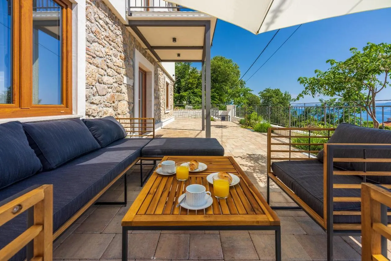 Villa Antani With Heated Pool, Sauna & Jacuzzi Crikvenica 0*,
