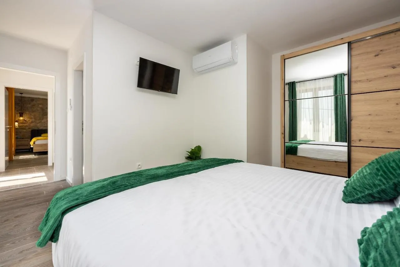 Villa Antani With Heated Pool, Sauna & Jacuzzi Crikvenica