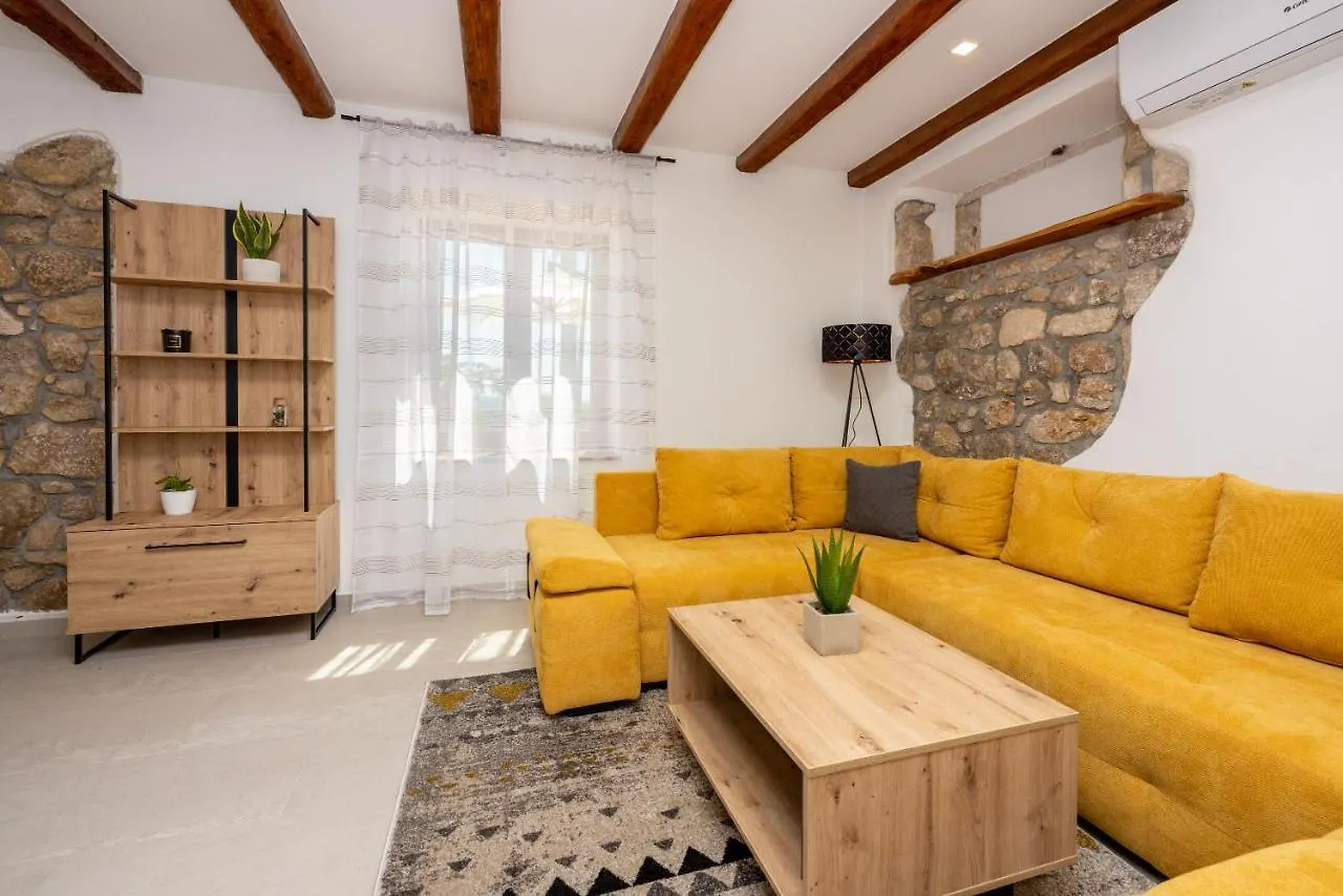 Villa Antani With Heated Pool, Sauna & Jacuzzi Crikvenica